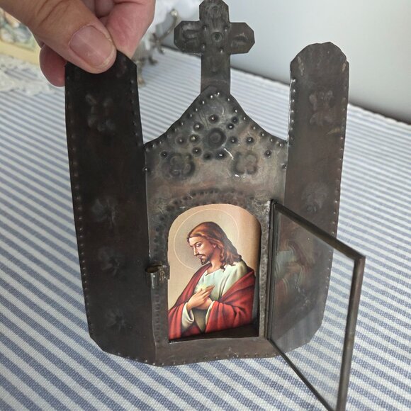 Tin Picture Frame - Picture 2 of 4